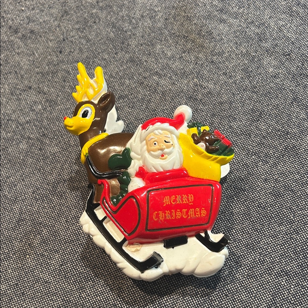Acme Talking Santa Sleigh Reindeer Fridge Magnet Chip Clip Christmas